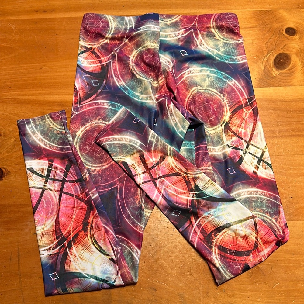 Blackmilk Marvel Doctor Strange HWMF Leggings L